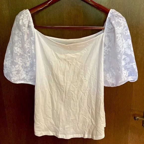 New York & Company Sheer Puff-Sleeve Top - Picture 3 of 5